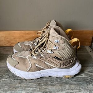Hoka One Anacapa Tan and Lilac High-Top Sneakers